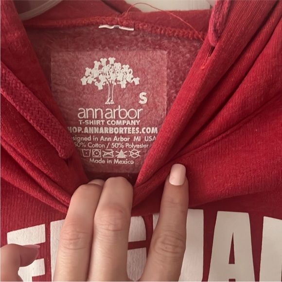 Classic Lifeguard Hoodie - Picture 4 of 5